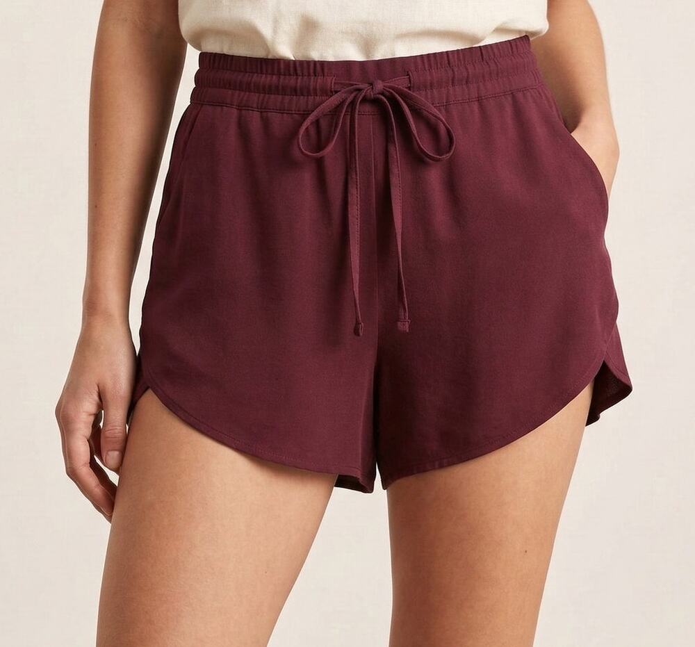 H&M Womens Burgundy Shorts High Waist Size 4 Polyester Pockets Drawstring